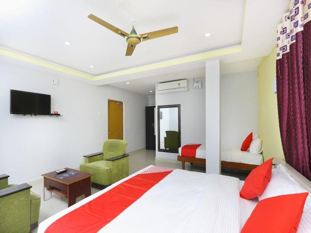 טירופאטי Sai Golden Rooms מראה חיצוני תמונה